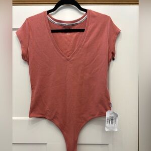 Calvin Klein Jeans Dusty Rose Bodysuit XL